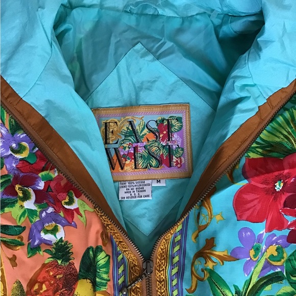 Colorful 2piece Jacket Shorts Summer Set Size M - Picture 4 of 4